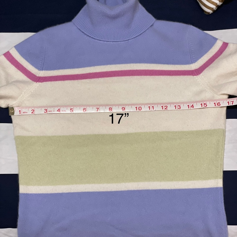 🍁4 for$25🍁Ann Taylor Cashmere Turtleneck Sweater - Picture 2 of 5